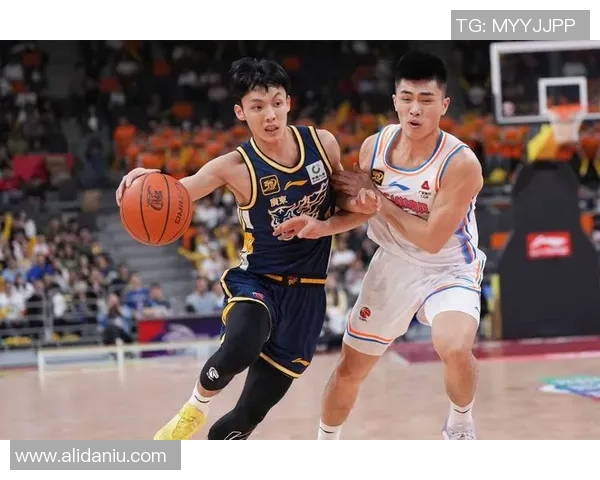 2017年2月26日广东队与四川队的精彩对决回顾与分析 2017年2月26日广东队与四川队的精彩对决回顾与分析