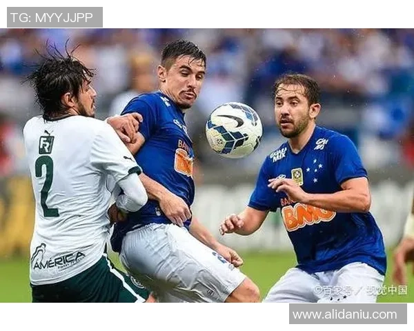 克鲁塞罗与戈竞技激战正酣谁能在这场对决中笑到最后 克鲁塞罗与戈竞技激战正酣谁能在这场对决中笑到最后