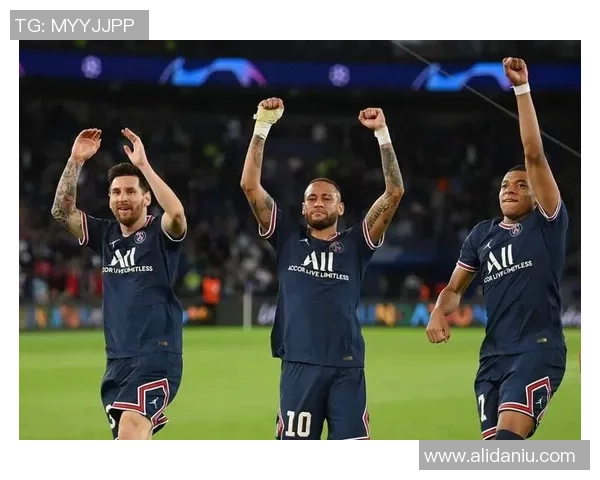 曼联主场迎战巴黎圣曼期待精彩对决与激情碰撞